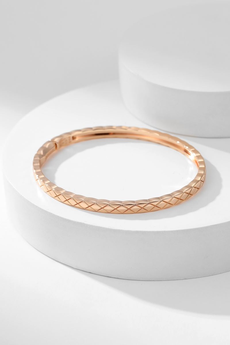 Ch**el bracelets